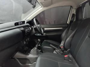Toyota Hilux 2.4GD single cab S (aircon) - Image 7