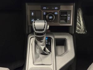 Toyota Hilux 2.8GD-6 double cab Raider 4x4 - Image 11