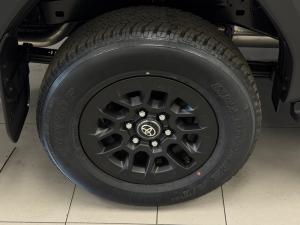 Toyota Hilux 2.8GD-6 double cab Raider 4x4 - Image 19