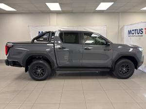 Toyota Hilux 2.8GD-6 double cab Raider 4x4 - Image 3
