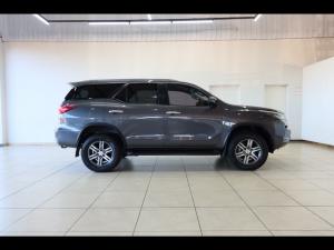 Toyota Fortuner 2.4GD-6 auto - Image 3