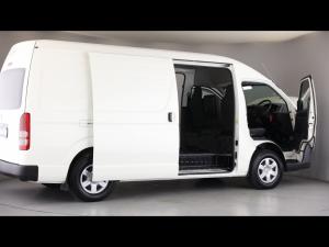 Toyota Quantum 2.7 S-Long panel van - Image 30