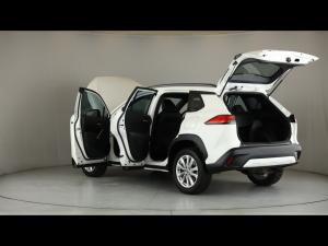 Toyota Corolla Cross 1.8 Hybrid XS - Image 25