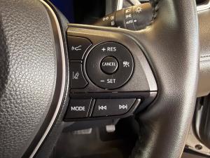 Toyota Corolla Cross 1.8 XR - Image 10