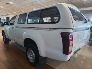 Isuzu D-Max Gen 6 250 single cab Fleetside safety - Image 4
