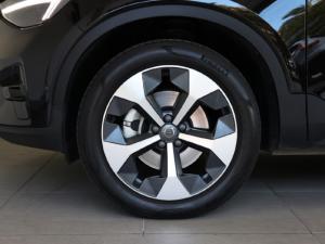 Volvo XC40 B4 Plus Dark - Image 7
