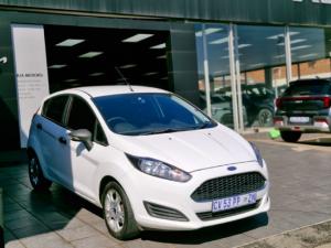 Ford Fiesta 5-door 1.0T Ambiente - Image 1
