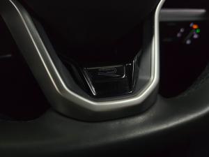 Volkswagen T-Cross 1.0TSI R-Line - Image 25