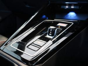 Volkswagen Golf GTI - Image 16