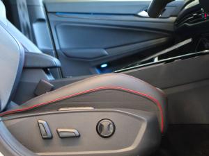 Volkswagen Golf GTI - Image 21