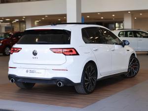Volkswagen Golf GTI - Image 8