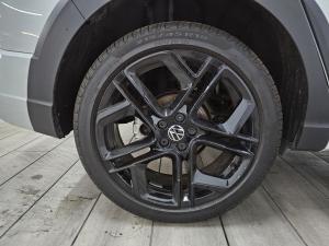 Volkswagen Taigo 1.0TSI R-Line - Image 5