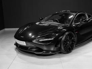 McLaren 720S coupe - Image 12