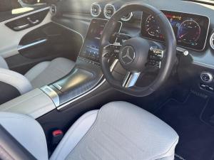 Mercedes-Benz C-Class C220d Avantgarde - Image 11