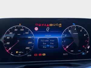 Mercedes-Benz C-Class C200 Avantgarde - Image 13