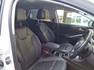 Opel Grandland 1.6T Elegance - Image 13