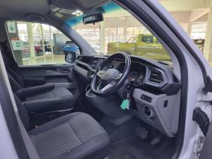 Volkswagen Transporter 2.0TDI Kombi SWB Trendline auto - Image 10