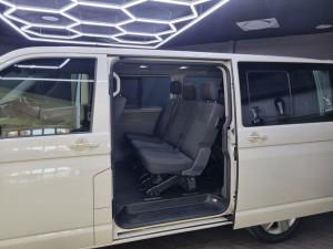 Volkswagen Transporter 2.0TDI Kombi SWB Trendline auto - Image 18