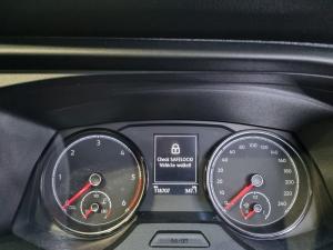 Volkswagen Transporter 2.0TDI Kombi SWB Trendline auto - Image 9