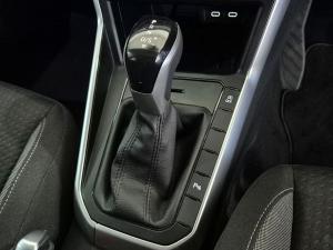 Volkswagen Polo hatch 1.0TSI Life auto - Image 19
