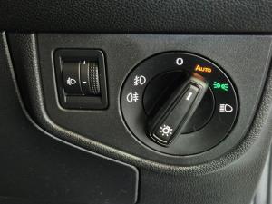 Volkswagen Polo hatch 1.0TSI Life auto - Image 25