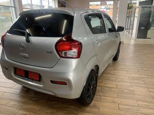 Toyota Vitz 1.0 XR auto - Image 6