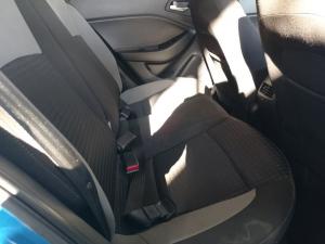 Hyundai i20 1.4 Fluid auto - Image 10