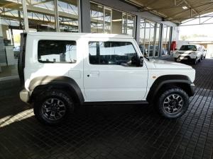 Suzuki Jimny 1.5 GLX AllGrip 3-door auto - Image 8