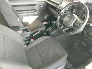Suzuki Jimny 1.5 GLX AllGrip 3-door auto - Image 9