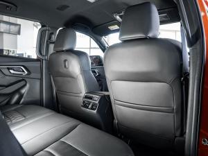 Isuzu D-Max 3.0TD double cab V-Cross 4x4 - Image 25