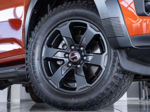 Isuzu D-Max 3.0TD double cab V-Cross 4x4 - Image 5