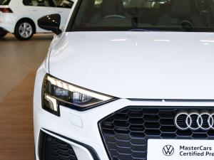 Audi A3 sedan 35TFSI S line - Image 3