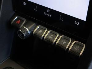 Volkswagen Amarok 3.0TDI V6 double cab Aventura 4Motion - Image 15