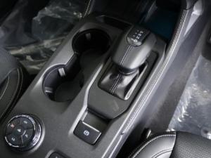 Ford Everest 3.0TD V6 4WD Platinum - Image 10