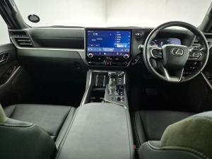Lexus GX 550 Overtrail - Image 8