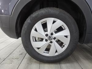 Volkswagen T-Cross 1.0TSI auto - Image 4