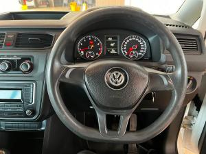Volkswagen Caddy 1.6 crew bus - Image 18