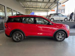 Mahindra XUV700 2.0T AX5 - Image 4