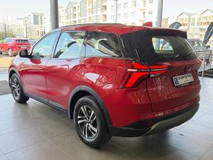Mahindra XUV700 2.0T AX5 - Image 7