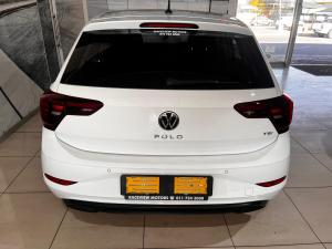 Volkswagen Polo hatch 1.0TSI Life manual - Image 2