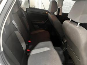 Volkswagen Polo hatch 1.0TSI Life manual - Image 8