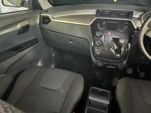 Mahindra KUV100 1.2 G80 K8 - Image 5