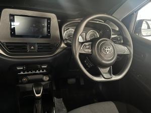 Toyota Starlet 1.5 XS auto - Image 5
