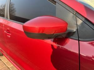 Volkswagen Polo Vivo hatch 1.6 Life - Image 9