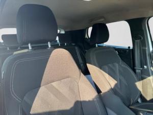 Renault Kiger 1.0 Turbo Zen - Image 14