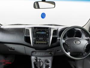Toyota Hilux 3.0D-4D double cab 4x4 Raider auto - Image 6