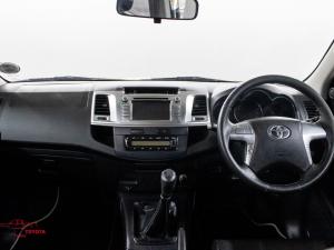 Toyota Hilux 3.0D-4D double cab Raider Legend 45 - Image 6
