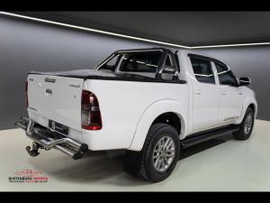 Toyota Hilux 3.0D-4D double cab Raider Legend 45 - Image 2