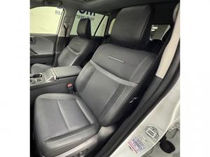 Toyota RAV4 2.0 VX - Image 7