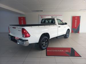 Toyota Hilux 2.4GD-6 single cab 4x4 Raider manual - Image 2